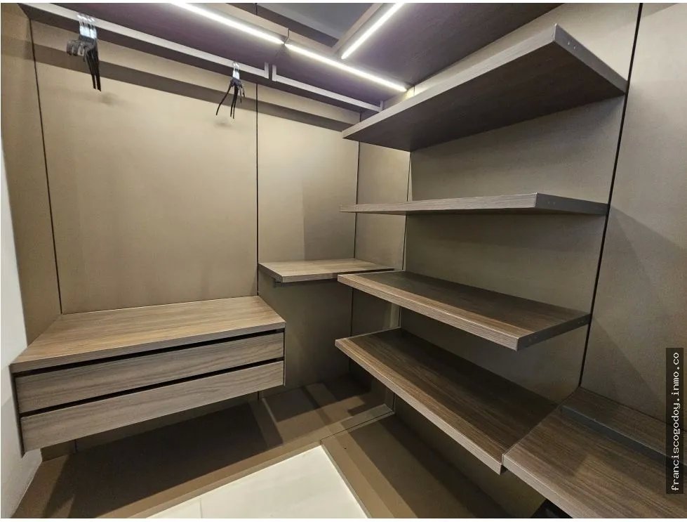 Apartamento en venta la maison by fendi casa en santa maría