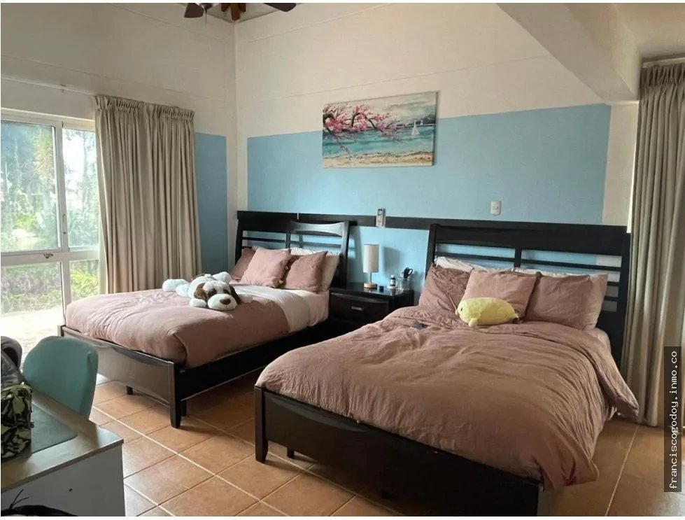 Casa en venta en villa decameron