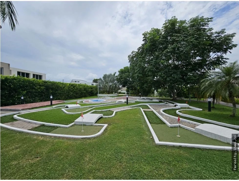 Venta de casa en villa sur, costa sur