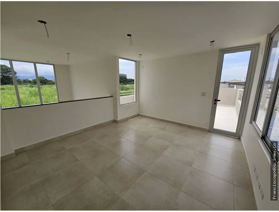 Venta de casa en villa sur, costa sur