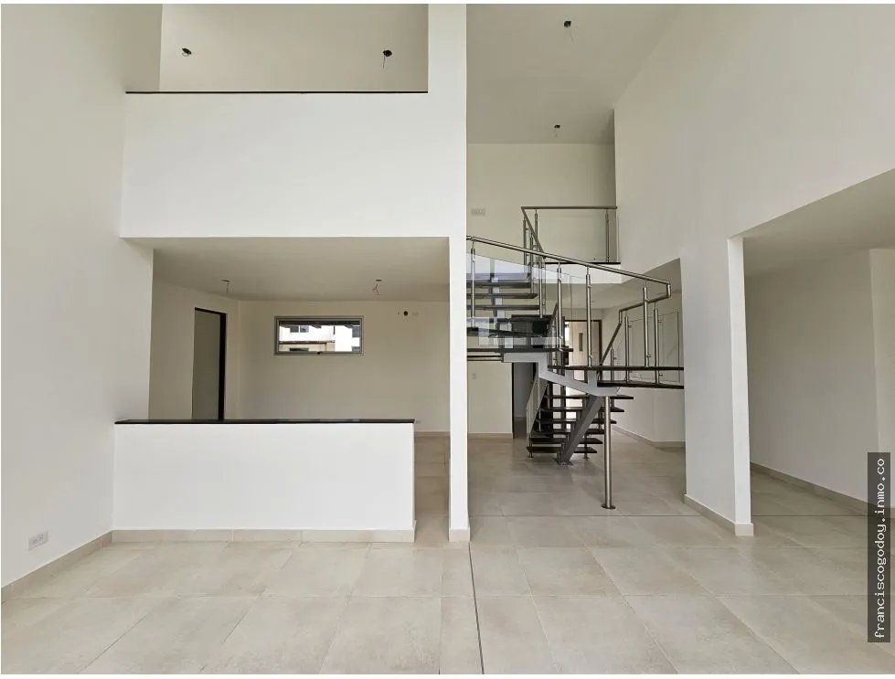 Venta de casa en villa sur, costa sur