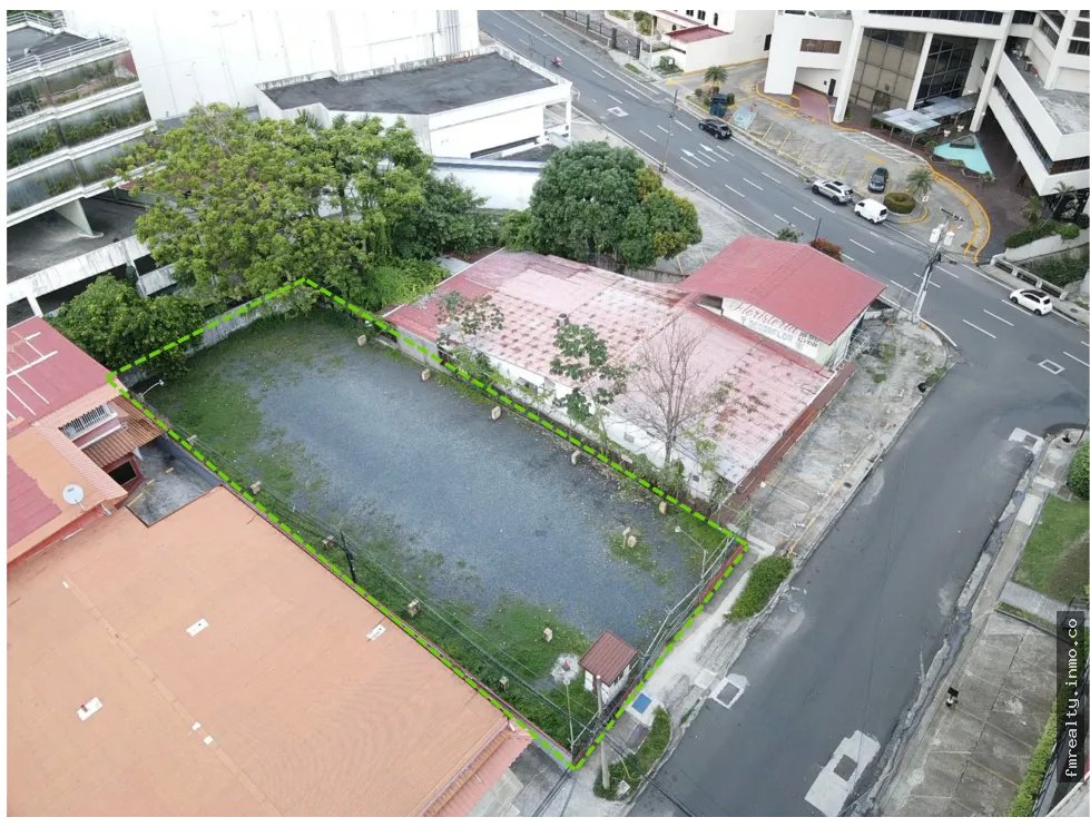 Venta de terreno en área bancaria, obarrio