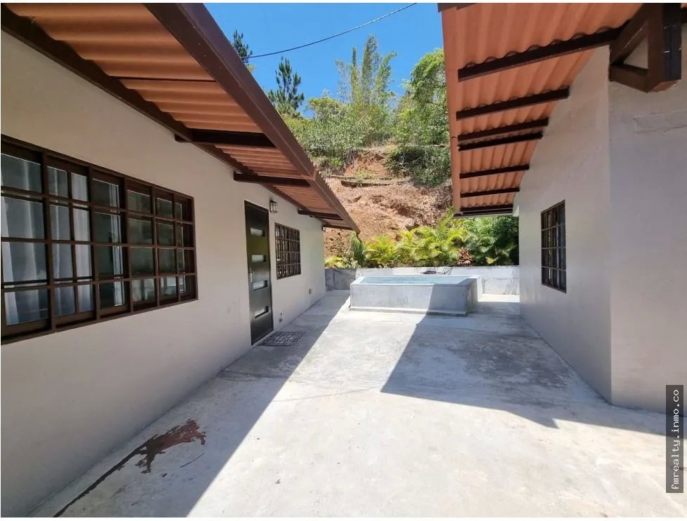 Venta de casa en altos de campana