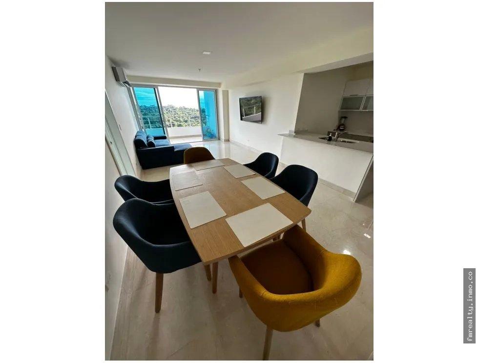 Se alquila apartamento en playa bonita