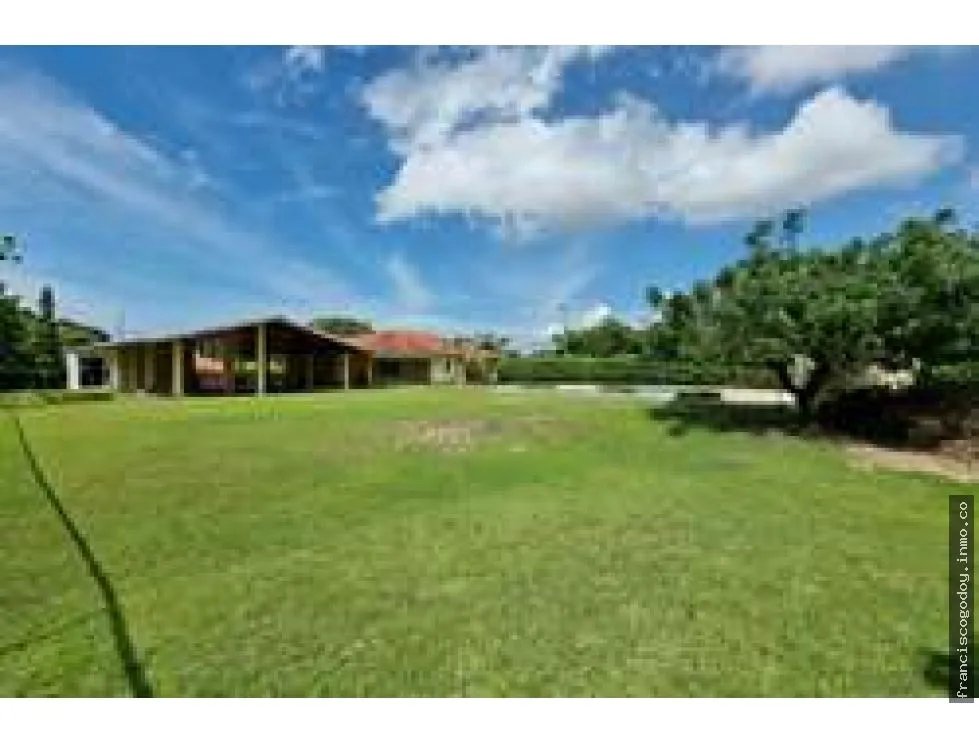 Se vende casa en coronado