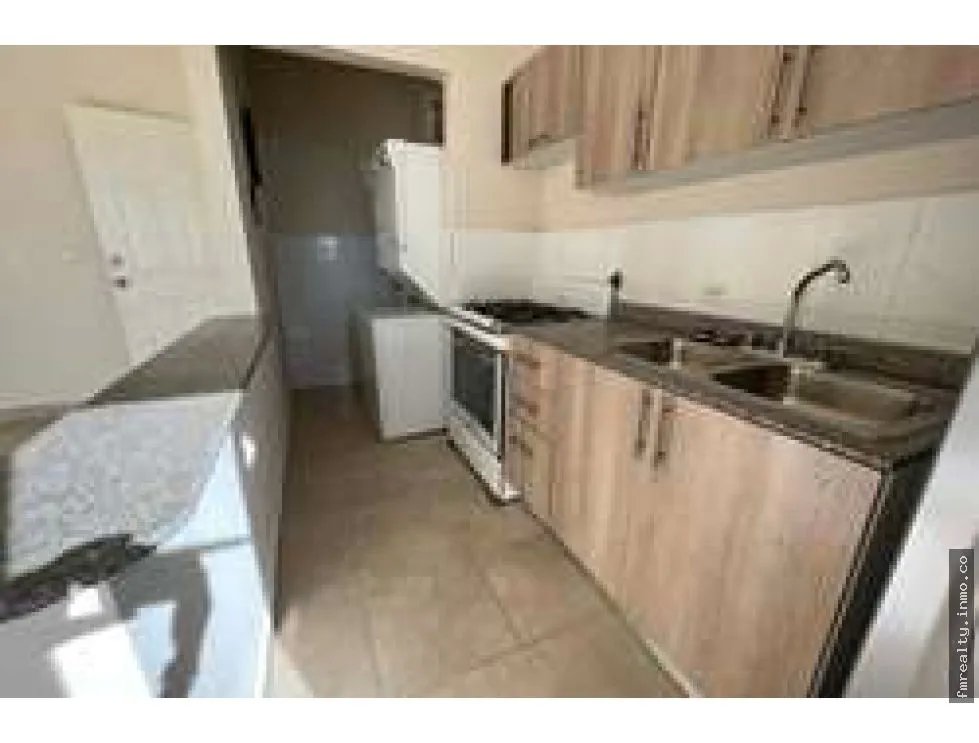 Se vende apartamento en playa dorada
