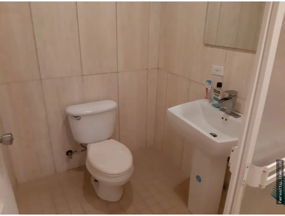 Alquiler de casa en ancon balboa