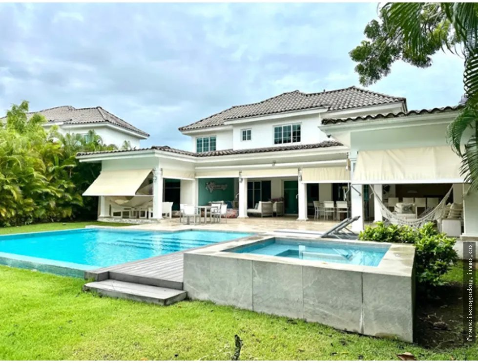 Casa en venta en bijao