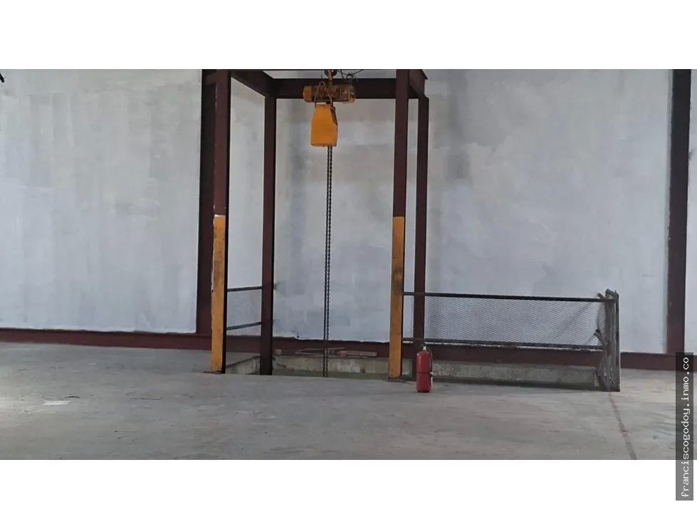 Venta de bodega en cocosolito