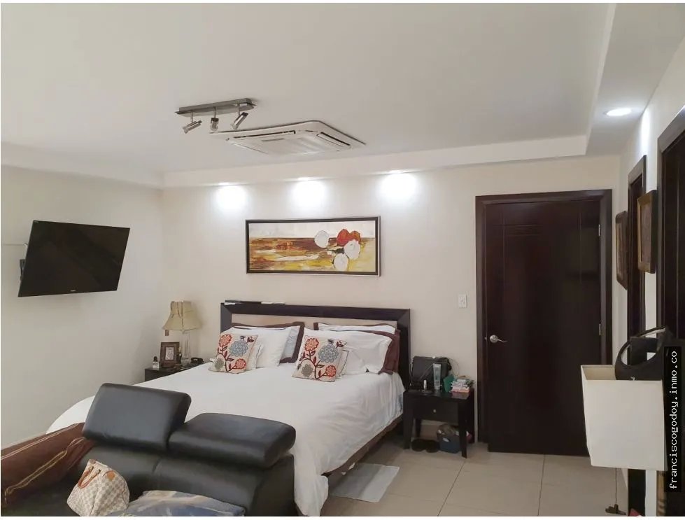 Venta de apartamento en avenida balboa
