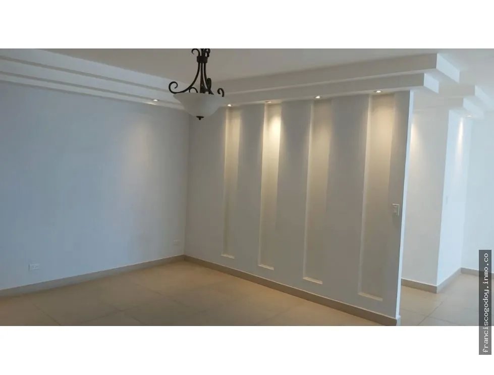 Venta de apartamento en costa del este