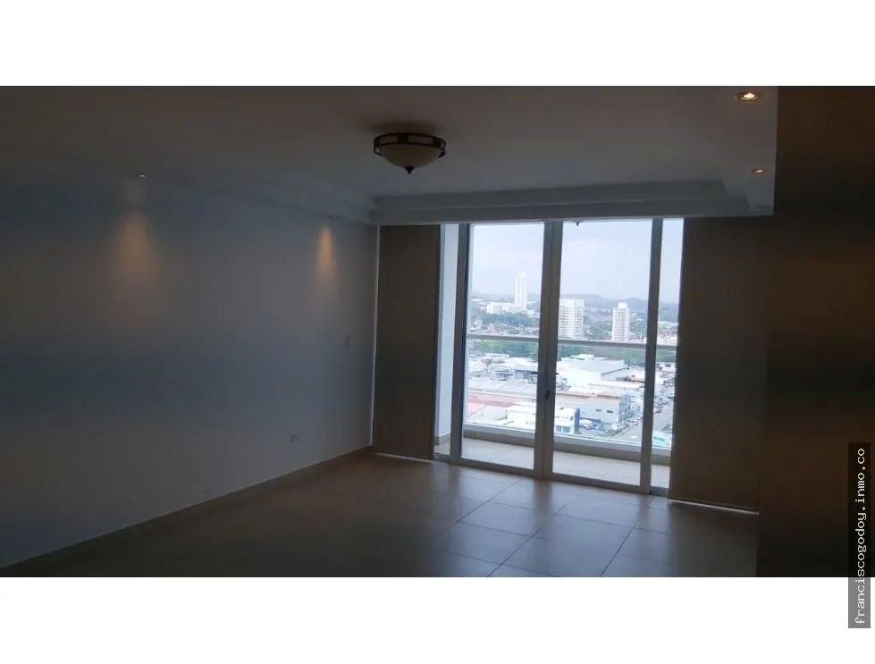 Venta de apartamento en costa del este