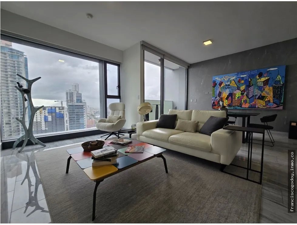 Apartamento en venta  avenida balboa
