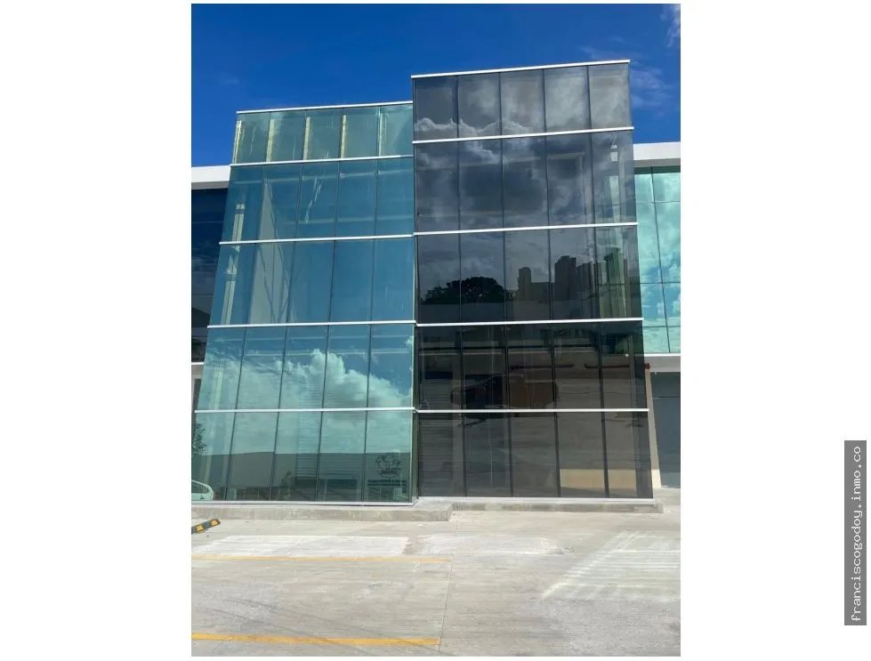 Venta de bodegas en panamá viejo