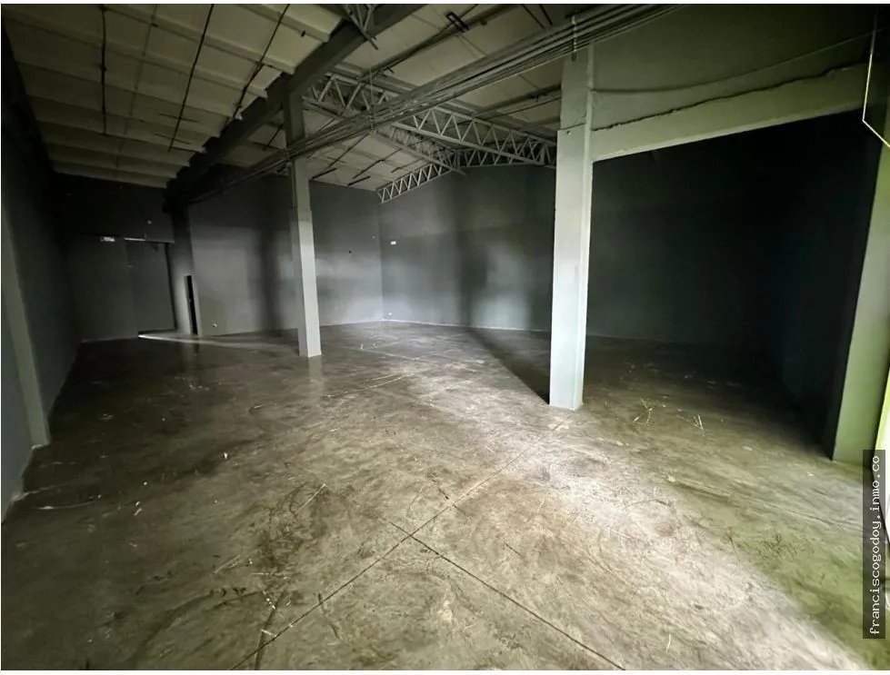 Local comercial en alquiler en el dorado