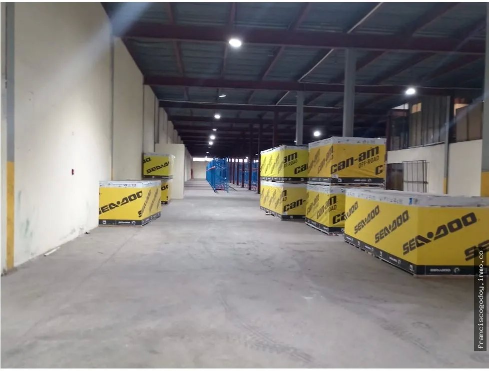 Alquiler de bodega en zona libre de colón  france field