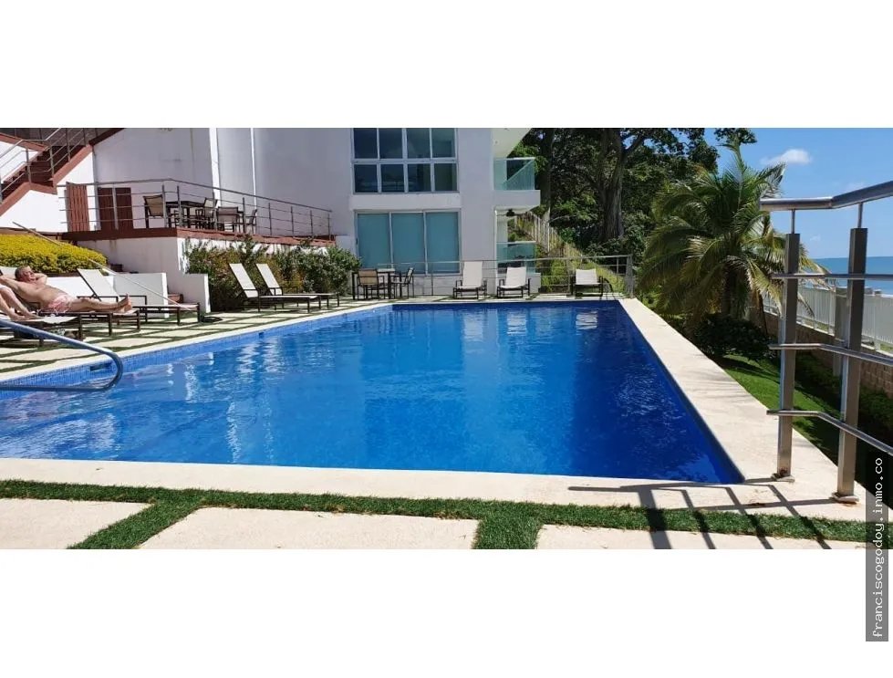 Venta de apartamento en playa serena