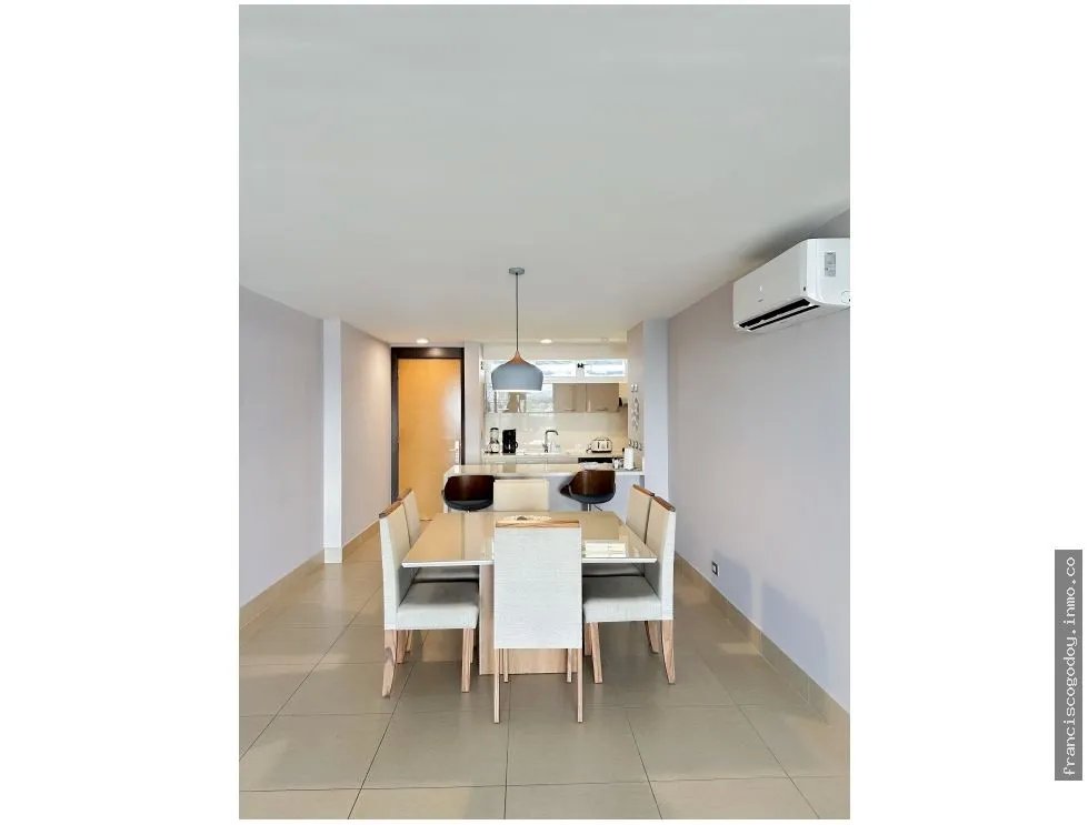 Venta de apartamento en playa serena