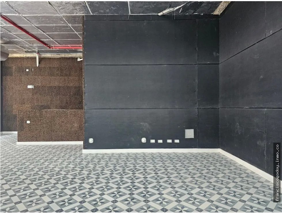 Venta de local comercial en santa ana