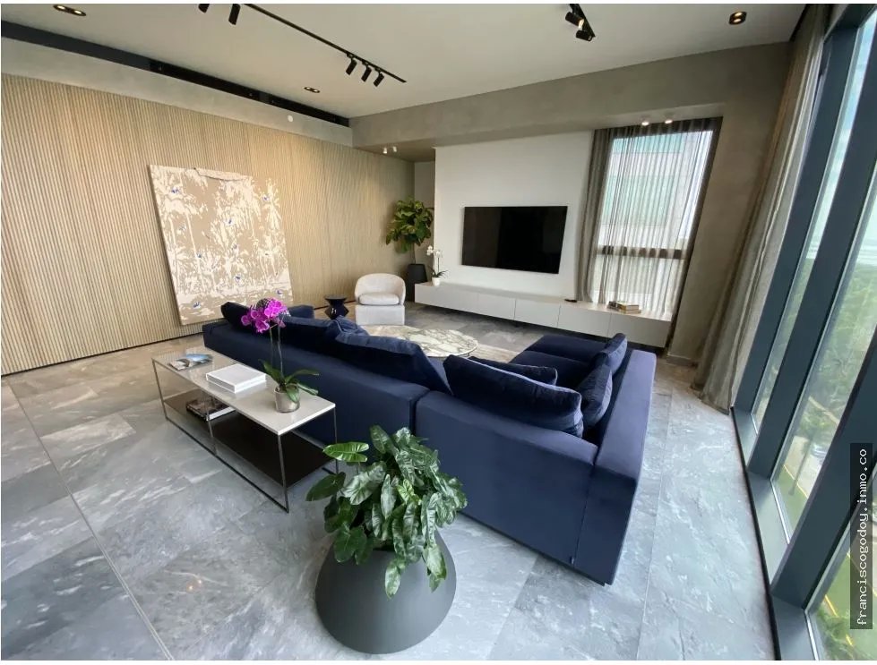 Apartamentos de lujo frente al pacífico, costa del este