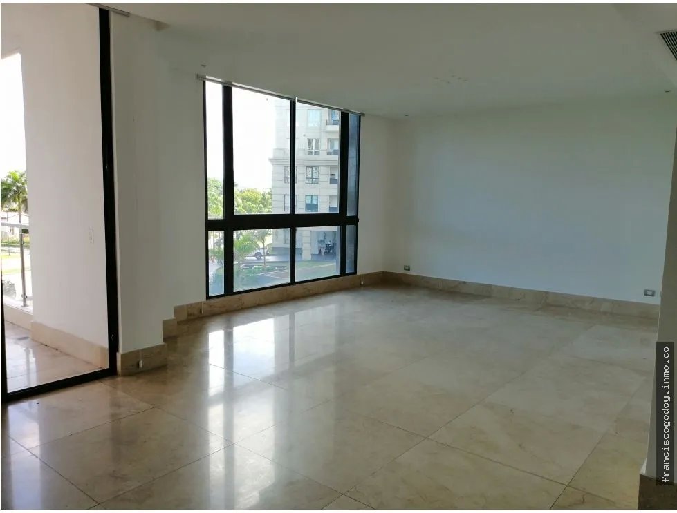 Venta de apartamentos penthouse en santa maría golf & country club