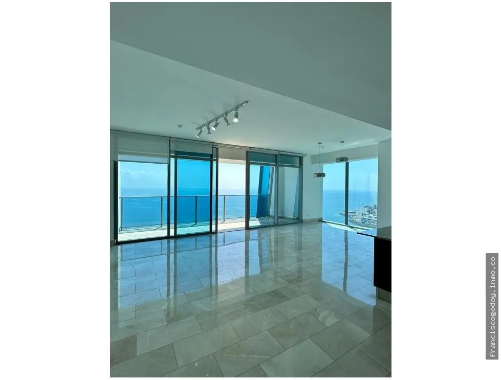 Venta de apartamento de lujo en punta pacífica