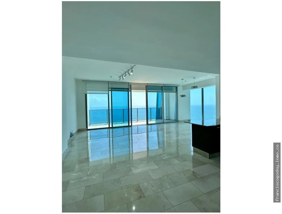 Venta de apartamento de lujo en punta pacífica