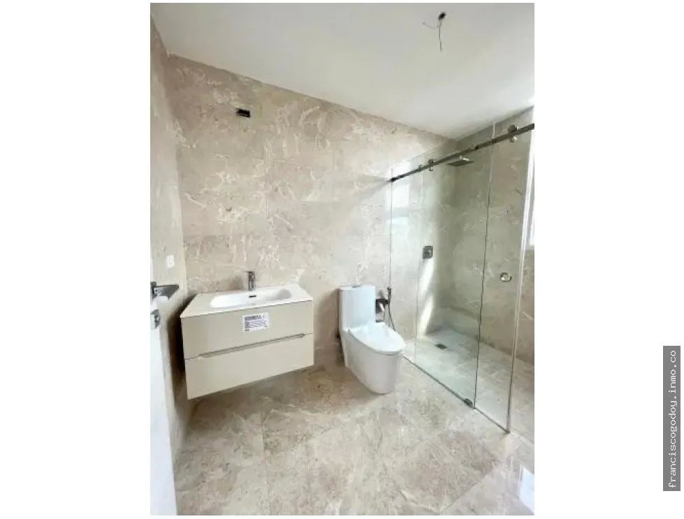 Venta de apartamento en santa maría golf & country club