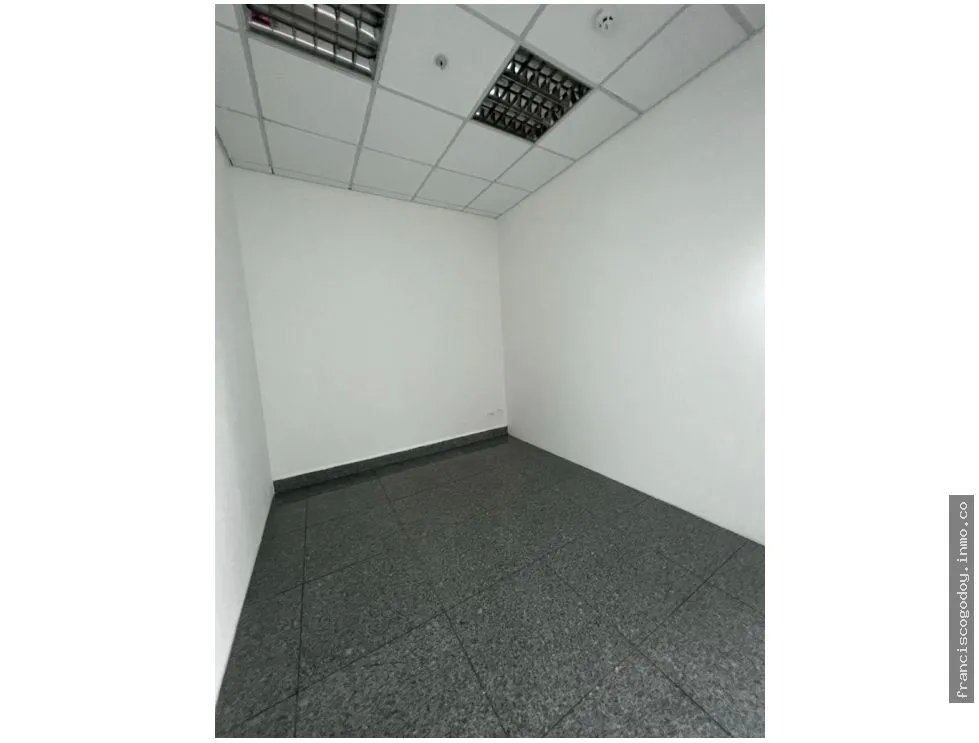 Venta de oficina en obarrio (área bancaria)