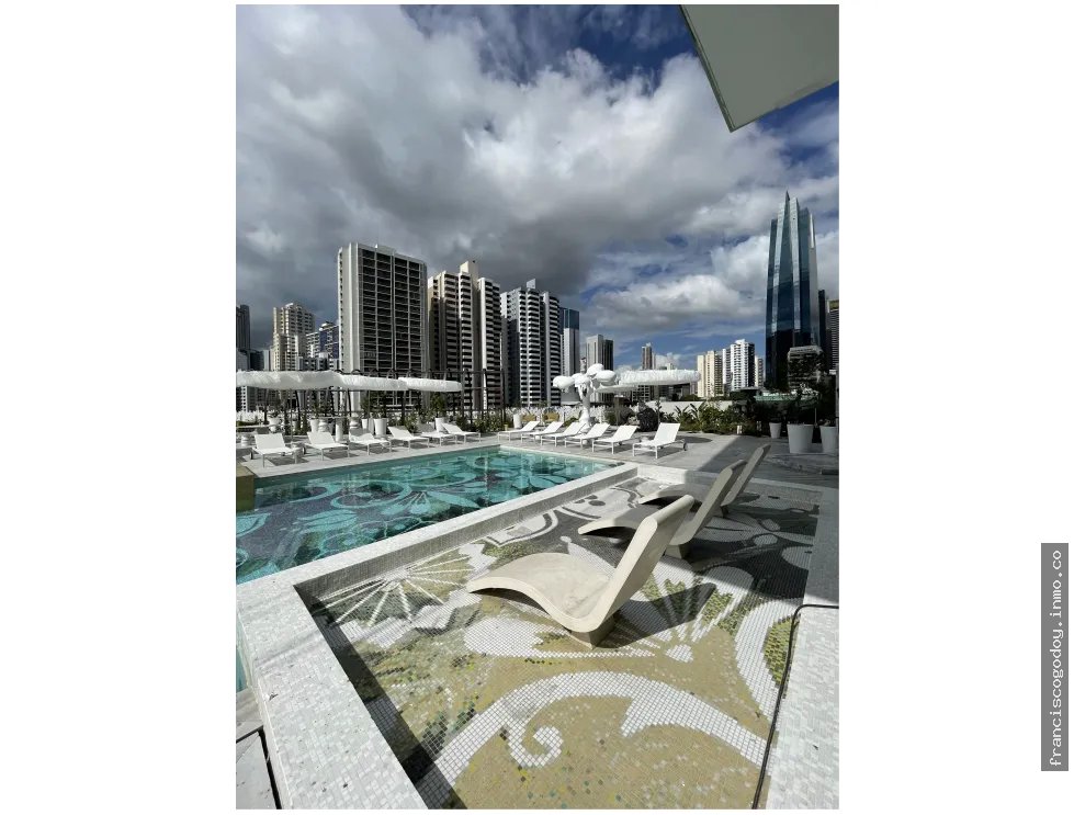 Apartamento en venta en marbella