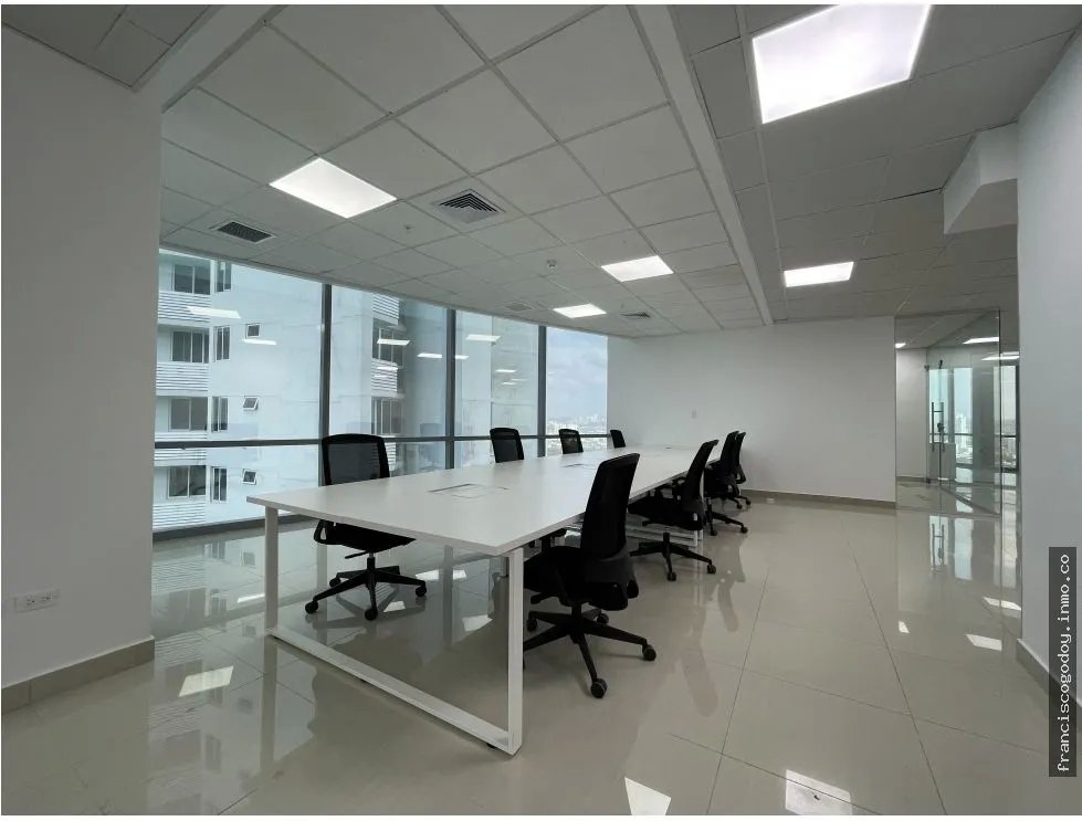 Alquiler de oficina en el financial park, costa del este