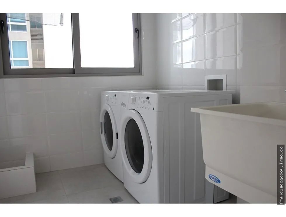 Venta de apartamento en ph regalia, costa del este