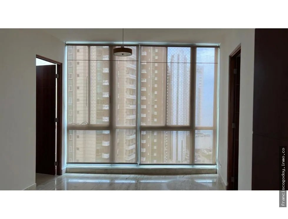 Venta de apartamento en punta pacífica