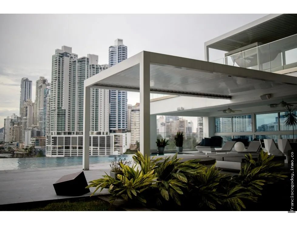 Venta de apartamento en punta pacífica