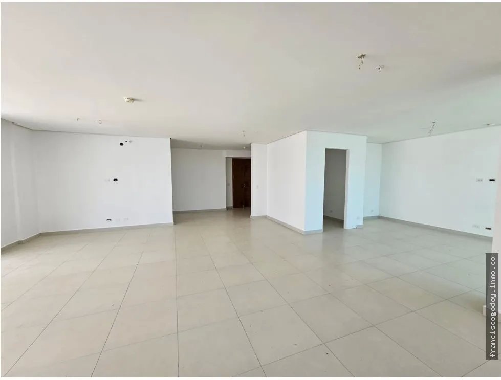 Venta de apartamento en costa del este