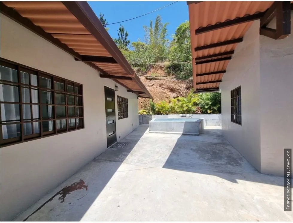 Venta de casa en altos de campana