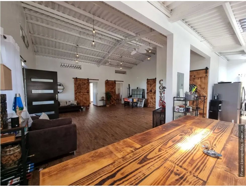 Venta de casa en altos de campana