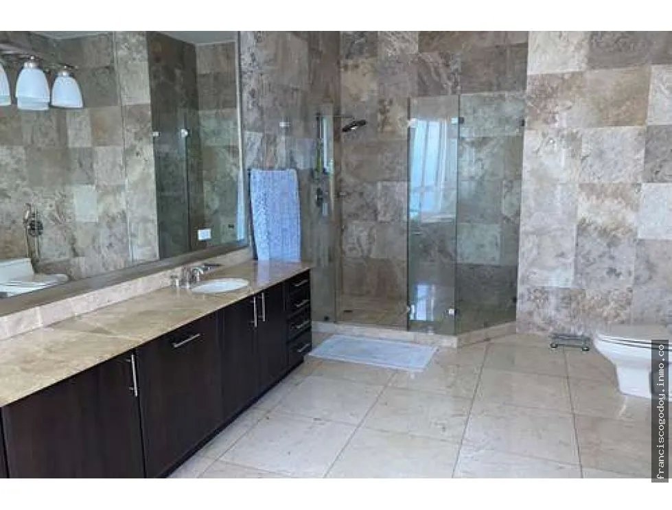 Se vende apartamento en el venetian tower