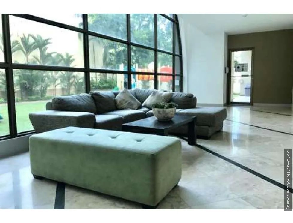 Se vende apartamento en punta pacífica