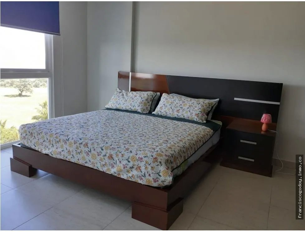 Se vende apartamento en ocean 3, playa blanca