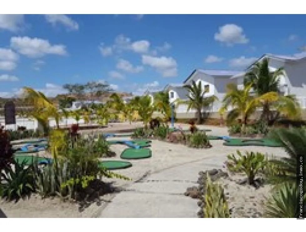 Se vende apartamento en playa dorada