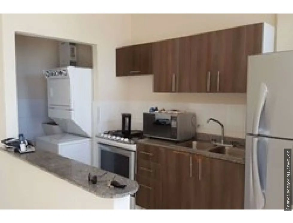 Alquiler de apartamento en playa dorada