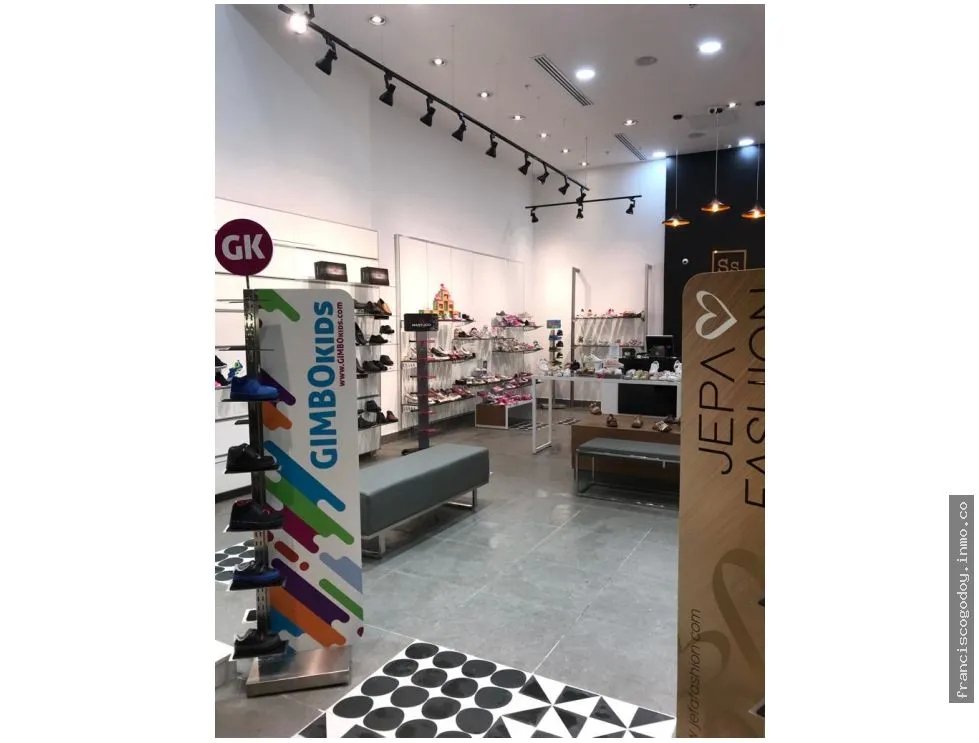 Se vende local en westland mall