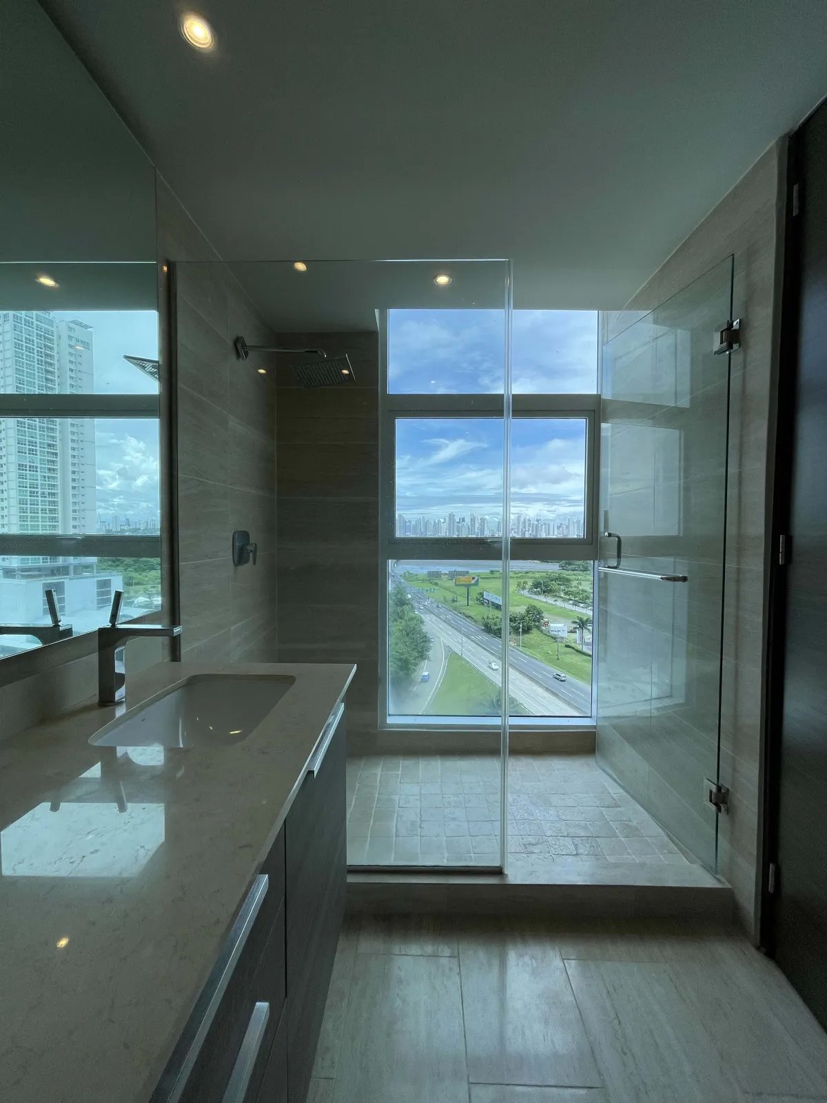 Venta de apartamento en ph the regent, costa del este