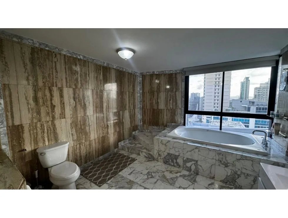 Venta de apartamento en ph condesa del mar, av. balboa