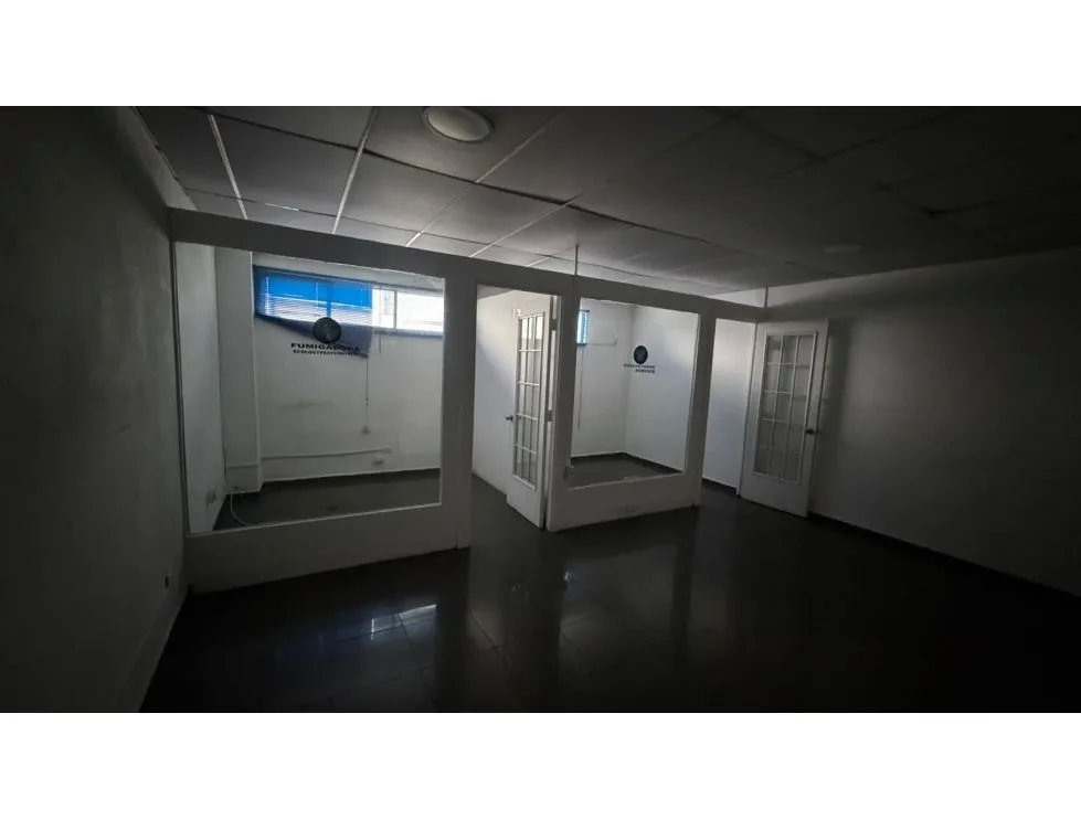 Alquiler de oficinas en plaza vento, parque lefevre
