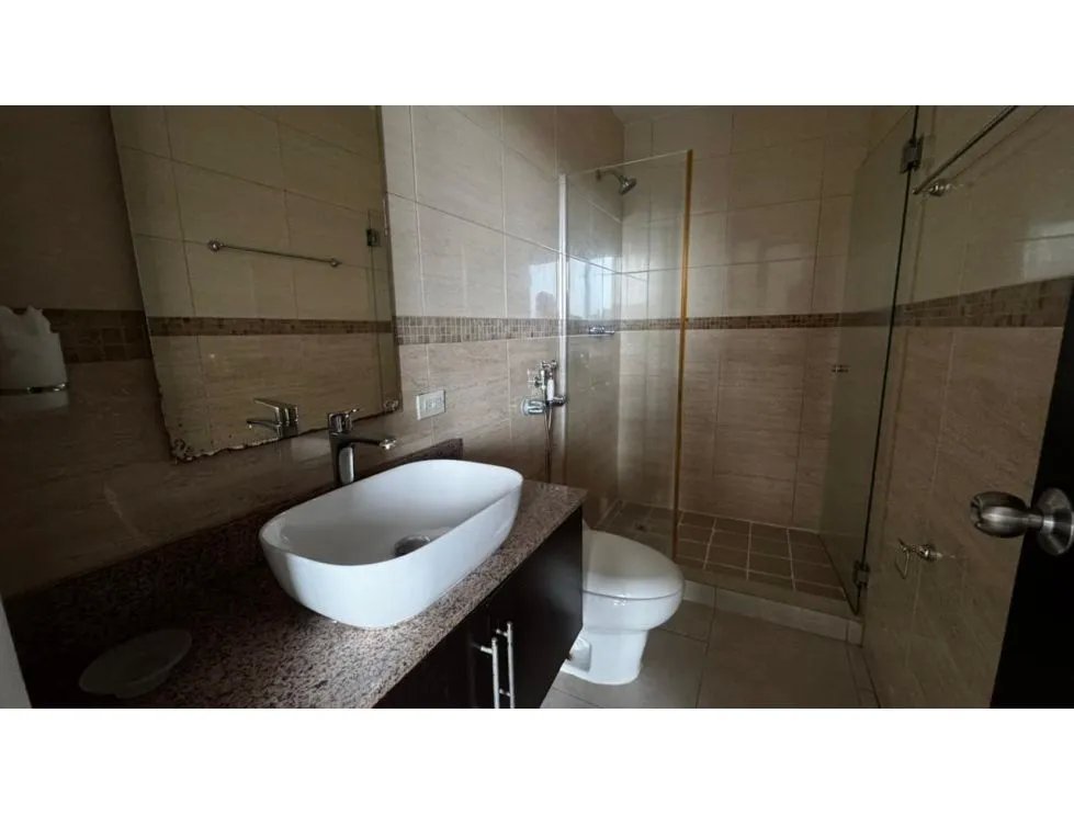 Alquiler de apartamento en ph macedonia towers, pueblo nuevo