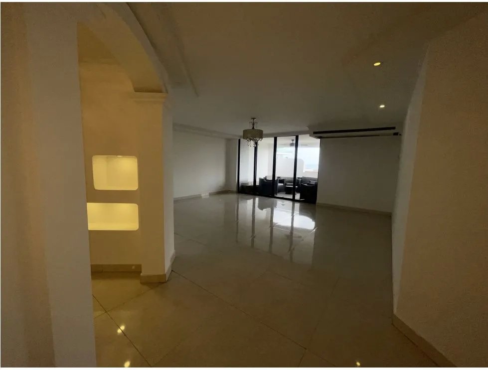 Alquiler de apartamento en edificio crillón, paitilla