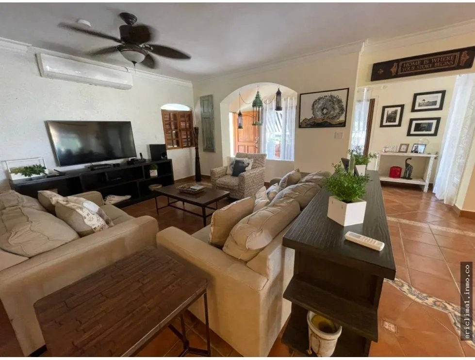 Hermosa duplex a la venta en playa blanca, panamá.