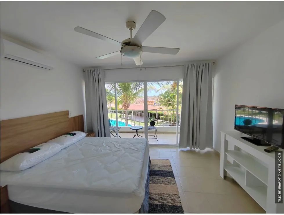 Venta de duplex en playa gorgona